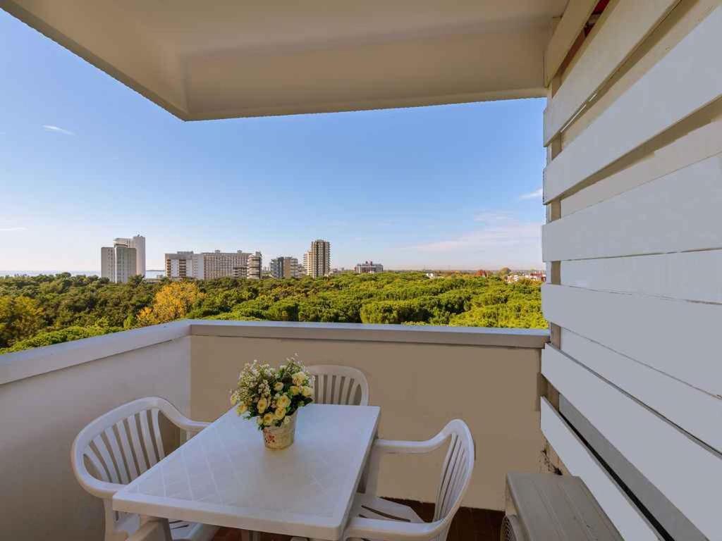 Apartment In Lignano Sabbiadoro 21783 Экстерьер фото