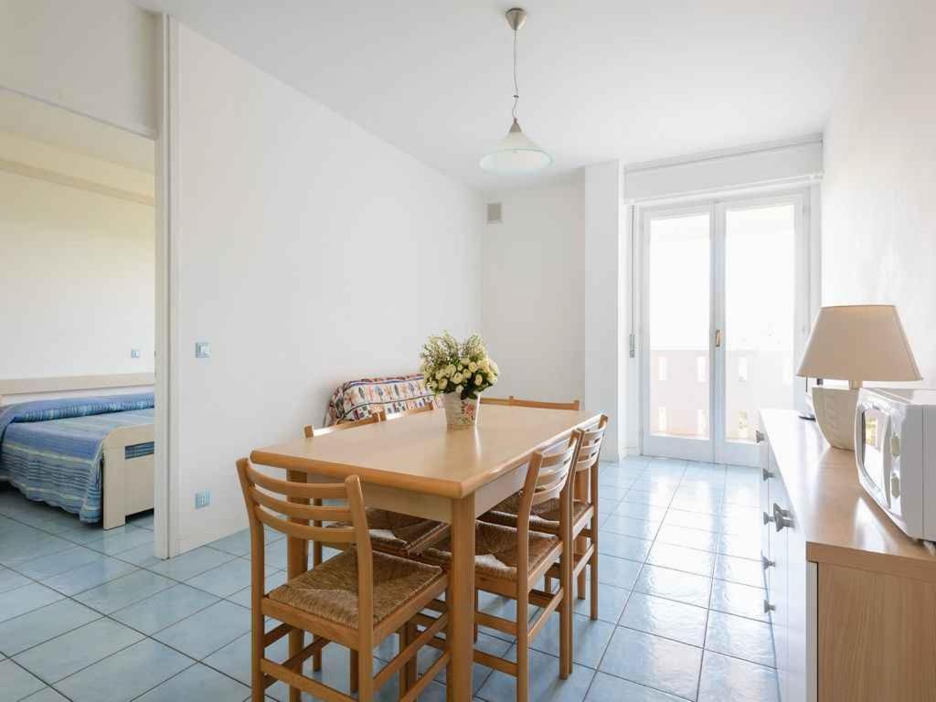 Apartment In Lignano Sabbiadoro 21783 Экстерьер фото